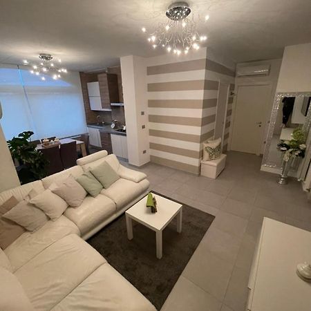 Molly'S Home Bastia Umbra Exterior photo